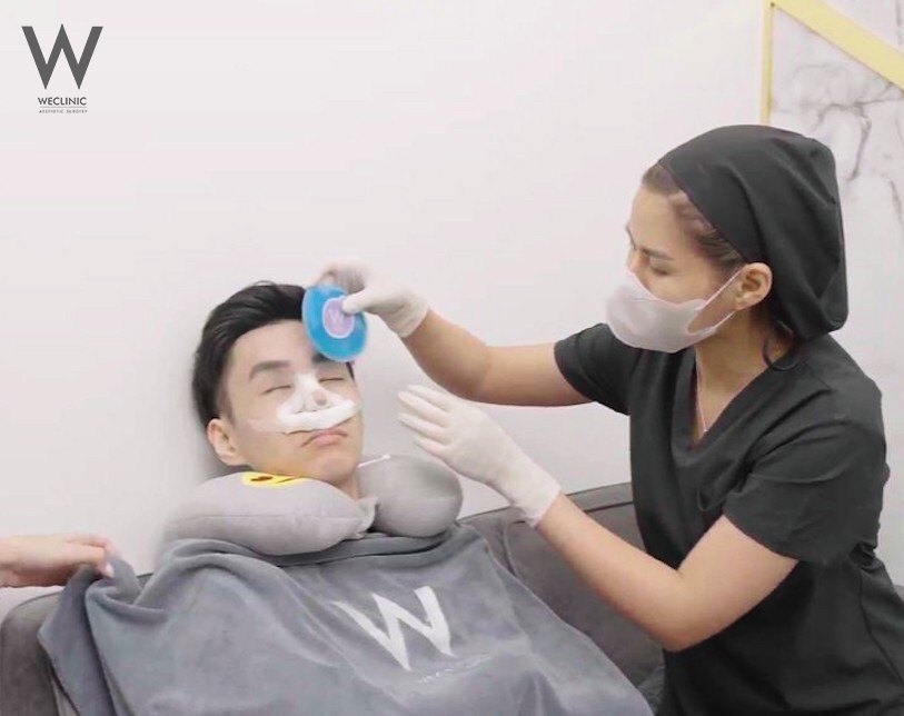 ประคบเย็นหลังเสริมจมูก