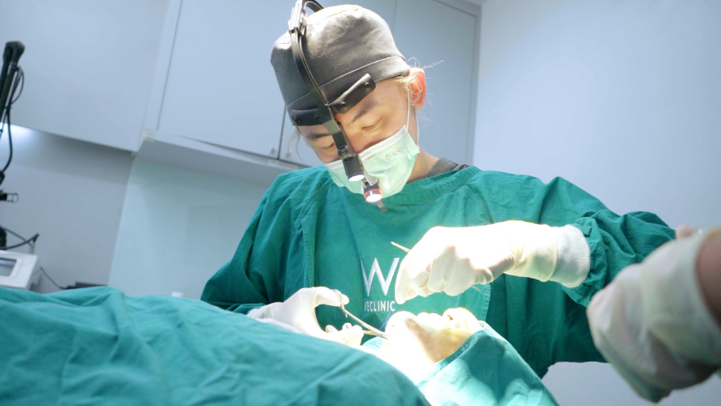 หน้ากลม คางสั้นมาก เสริมคางด้วยเทคนิคไหน